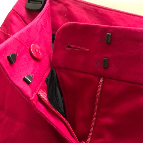 Red trouser shorts - Picture 6 of 6